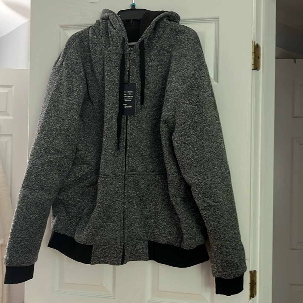 Super nice hooded sweatshirt/jacket